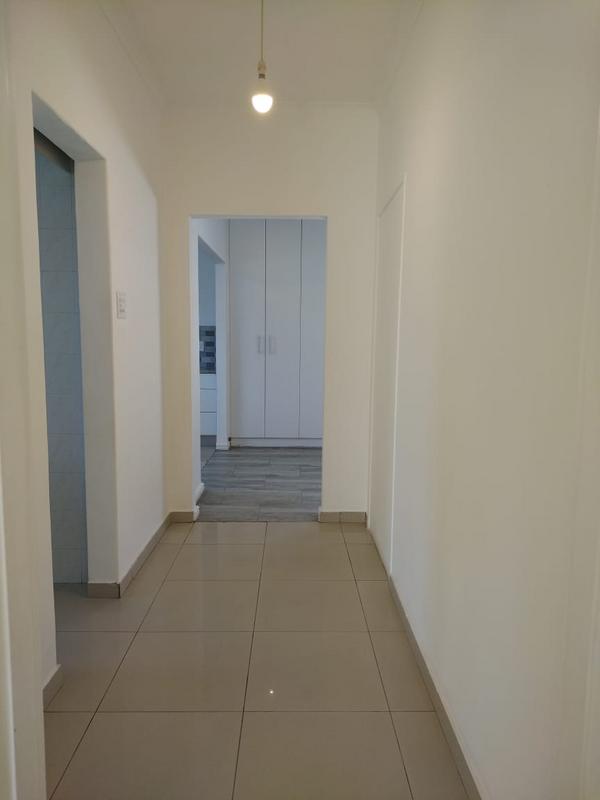 To Let 1 Bedroom Property for Rent in Grassy Park Western Cape